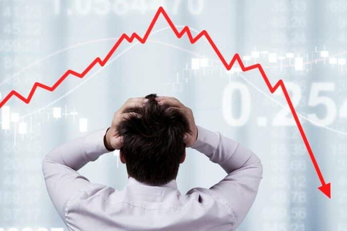 CRISES E RECUPERAÇÃO