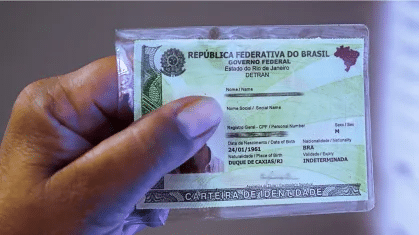Conformidade, restrições e travas de segurança